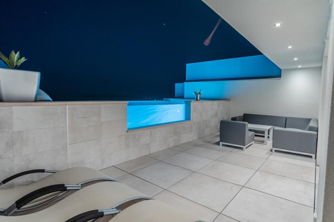מטולי Villa The Boat With Rooftop Pool מראה חיצוני תמונה