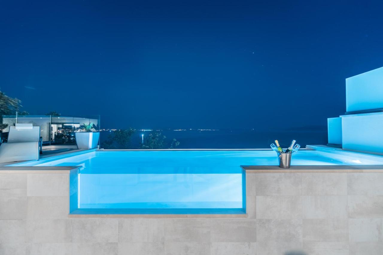 מטולי Villa The Boat With Rooftop Pool מראה חיצוני תמונה