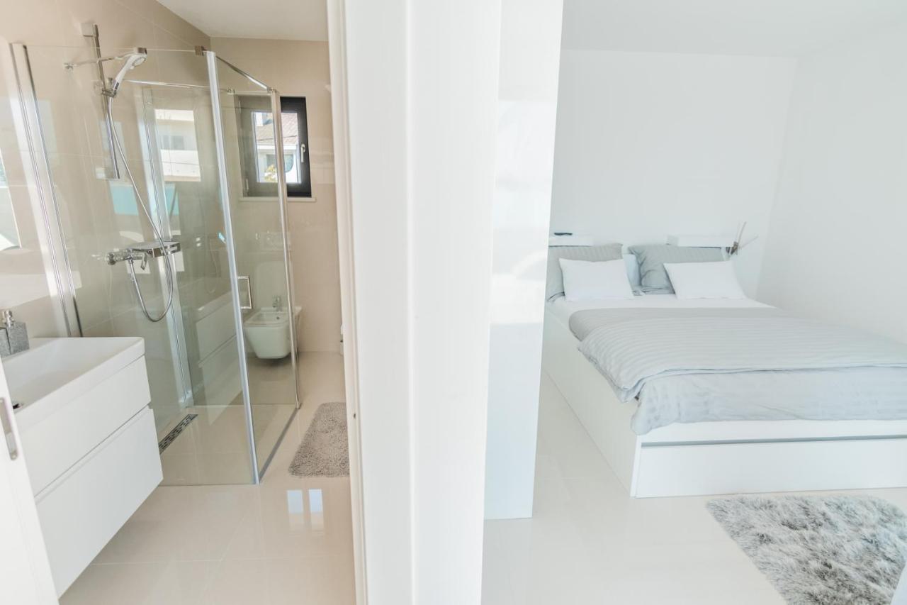 מטולי Villa The Boat With Rooftop Pool מראה חיצוני תמונה